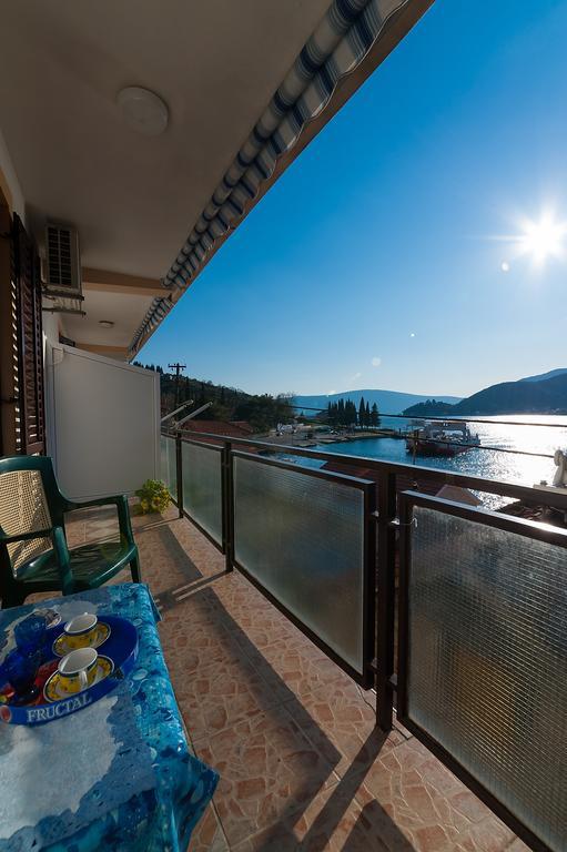 Apartments Vucinovic Tivat Cameră foto